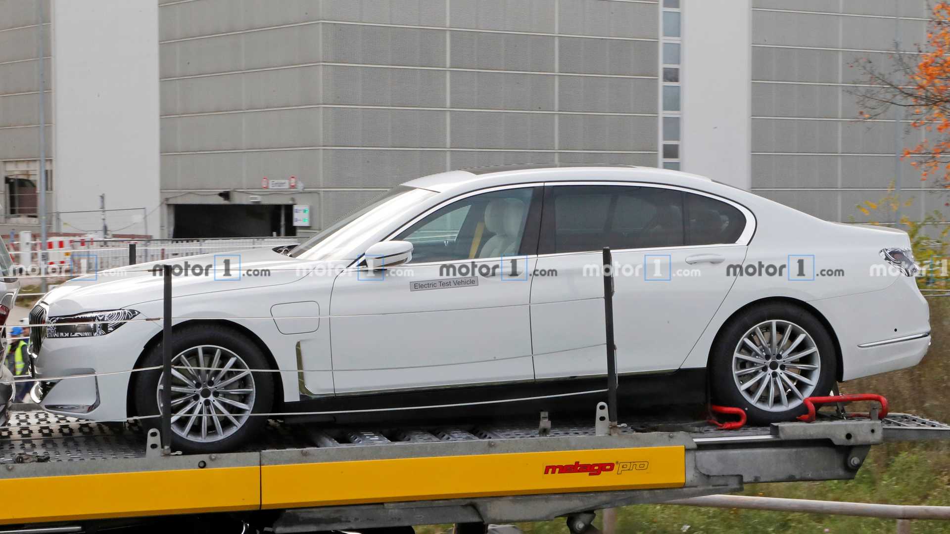 elektrické BMW 7